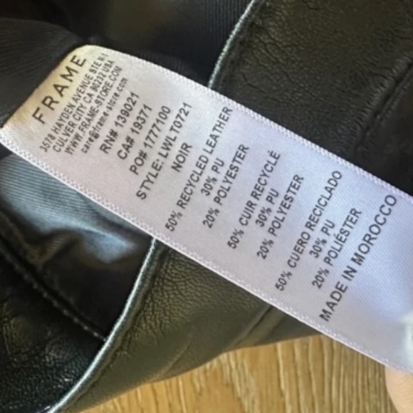 FRAME LE JANE CROP FAUX LEATHER PANTS IN NOIR - Picture 8 of 13